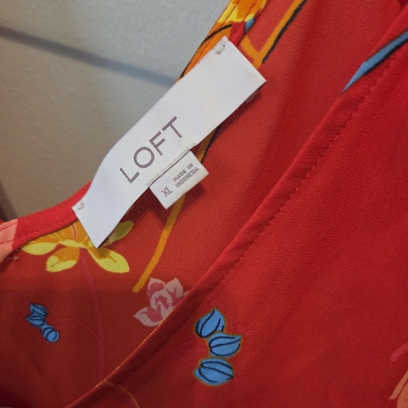 LOFT Red Floral Summer Blouse with Yellow Accents XL - Picture 3 of 4
